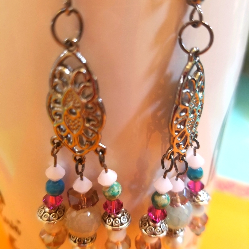 Handmade earings Swarovski and glass beads